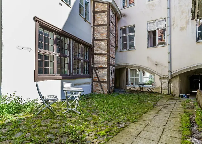 Rataskaevu 14 * 塔林